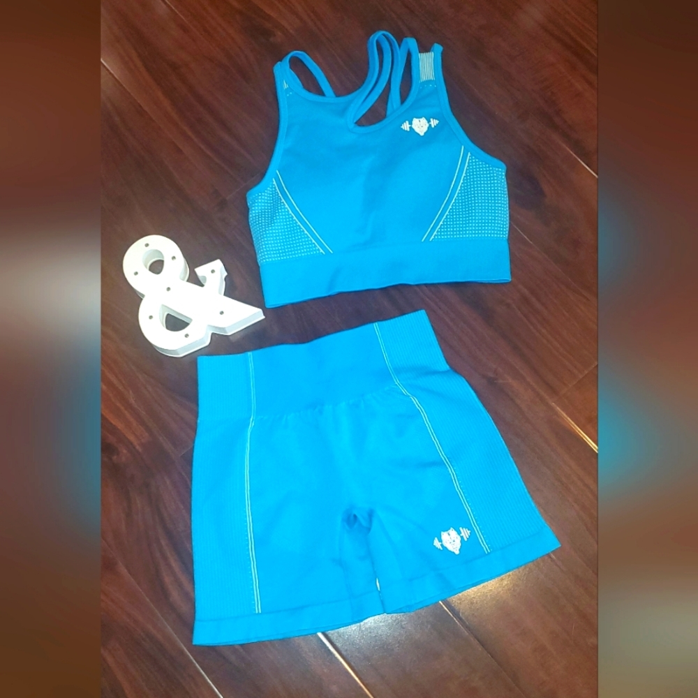 Shorts & bra workout set💙